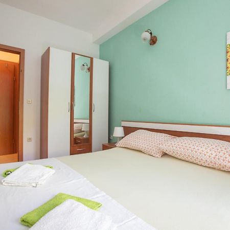 Vega Apartments Podgora Εξωτερικό φωτογραφία